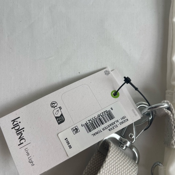 Kipling white handbag/ crossbody bag 2 in 1  new with tag - Picture 6 of 13